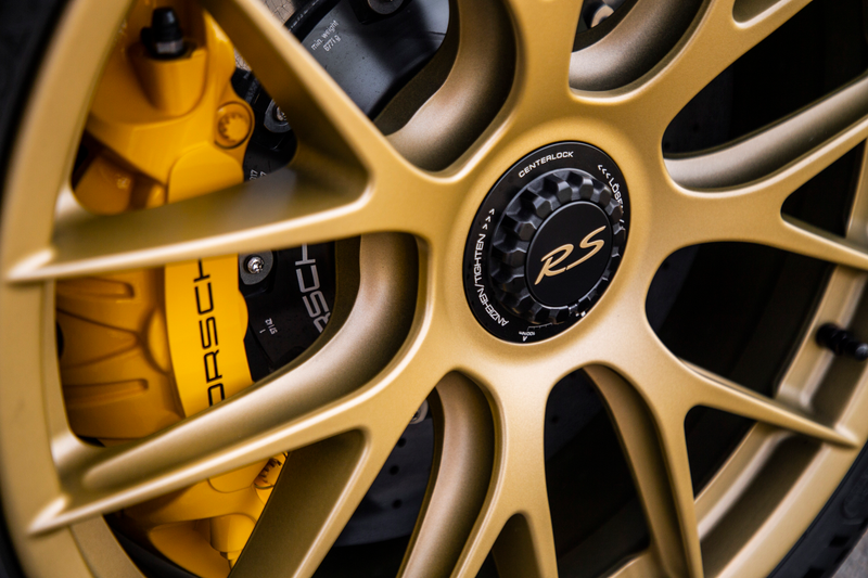 Illustration for article titled Put These Very Good 2019 Porsche 911 GT3 RS Photos In Your Life